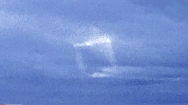 Square portal type anomaly over Virginia Beach US.