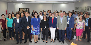 PREMIA GOBIERNO DEL ESTADO A JÓVENES GANADORES  DEL CONCURSO DEBATE POLÍTICO 2017