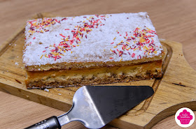 Gâteau au nougat et aux noisettes - Noël à Noisette