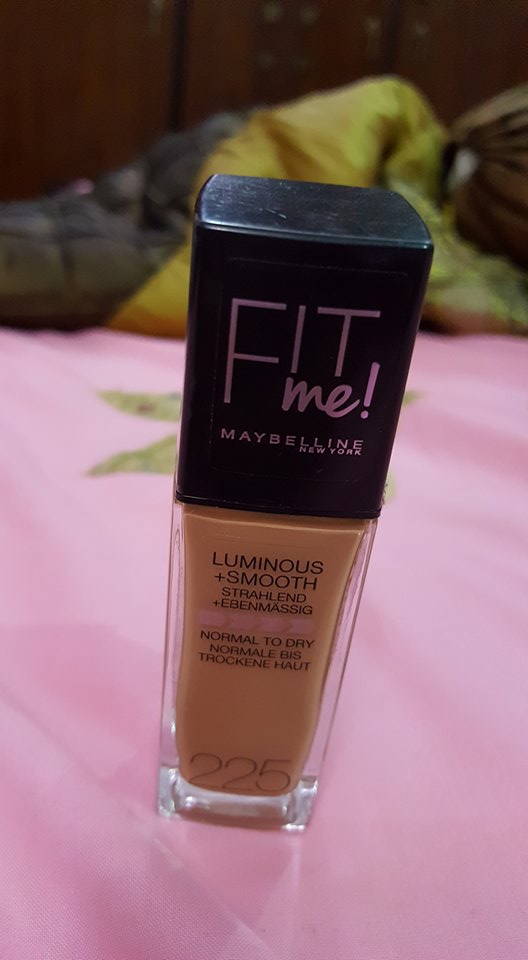 Maybelline fit me 225 shade bottle