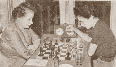 Partida de ajedrez Júlia Maldonado vs. Maria Rosa Ribes