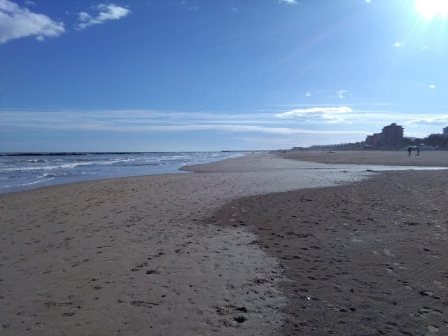 Foto del lungomare di Roseto degli Abruzzi in inverno