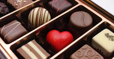 8 Hadiah Coklat Hari Valentine Untuk Pacar