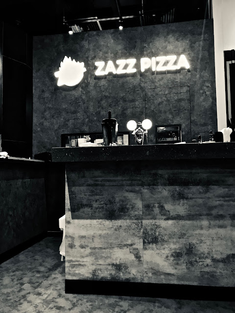 Zazz Pizza, Cross Street Exchange