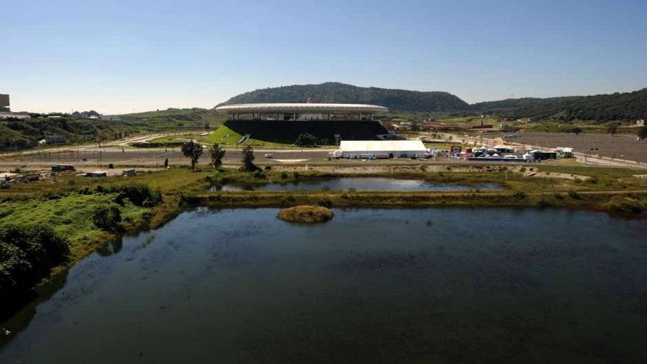 Instalaciones eléctricas residenciales - Humedales del estadio Omnilife