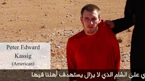 Παγκόσμιο σοκ !!Peter Edward Kassig νέο βίντεο όπου άνδρες του Ισλαμικού Χαλιφάτου αποκεφαλίζουν Αμερικανό όμηρο