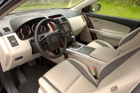 Interior view of 2011 Mazda CX-9