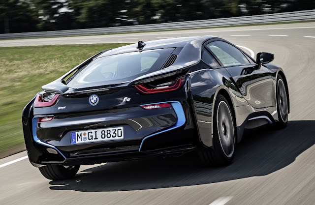 BMW i8