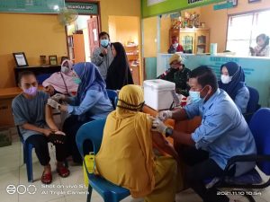 Pelaksanaan Vaksinasi C-19 Desa Sungai Limau