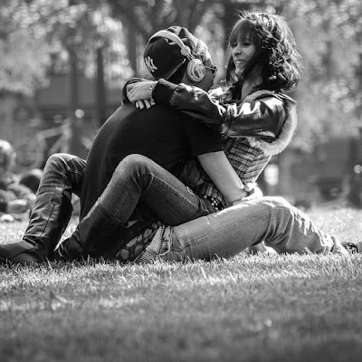 Couple cuddling,kissing couple images,sweet loving couple images,Romantic cute sweet couple images Nice love images, Love couple images, Real love images, Love cute images, Romantic images,  Hug Images, Lovely romantic images, 4truelovers images,Love cute images 
