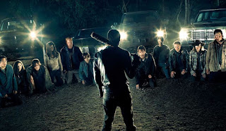 the walking dead: nueva promo de la septima temporada con negan en todas partes