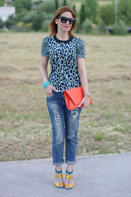 Maison Scotch mixed prints blouse, Zara boyfriend jeans, Fashion and Cookies