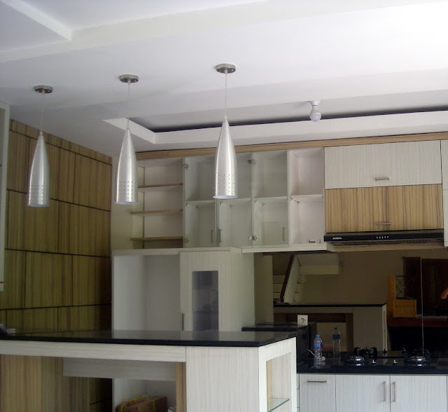 kitchenset rumah minimalis modern 3 lantai model villa