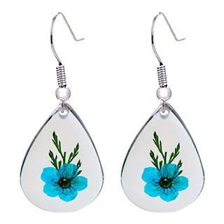 Resin dried flower earrings