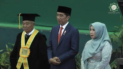 Kiai Asep Saifuddin Chalim Jadi Gubes UINSA, Pengukuhannya Dihadiri Presiden Jokowi