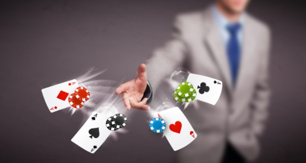 Membandingkan Kartu dalam Situs Poker Domino Online