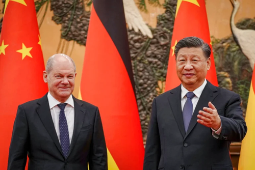 Scholz and Xi, Pool via AP