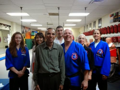 Scottsdale Karate Kids Does Good Deeds 7 11 Owner