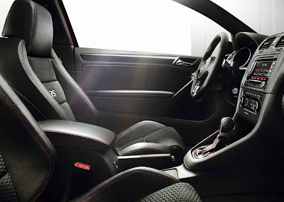 2011-Volkswagen-VW-Golf-GTI-Edition-35-Interior