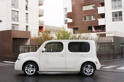 nissan cube