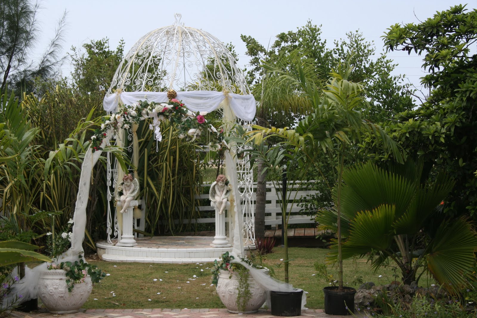 is Cayman Garden Weddings,