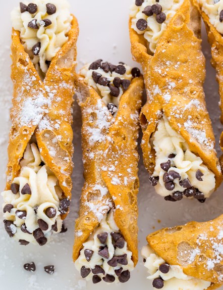 5-Ingredient Cannolis