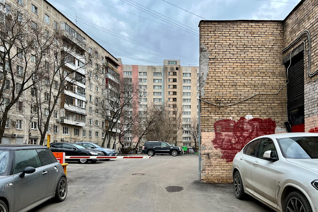 Переведеновский переулок, Бакунинская улица, дворы