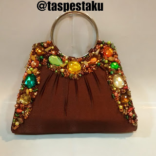 Tas Pesta Coklat Cantik