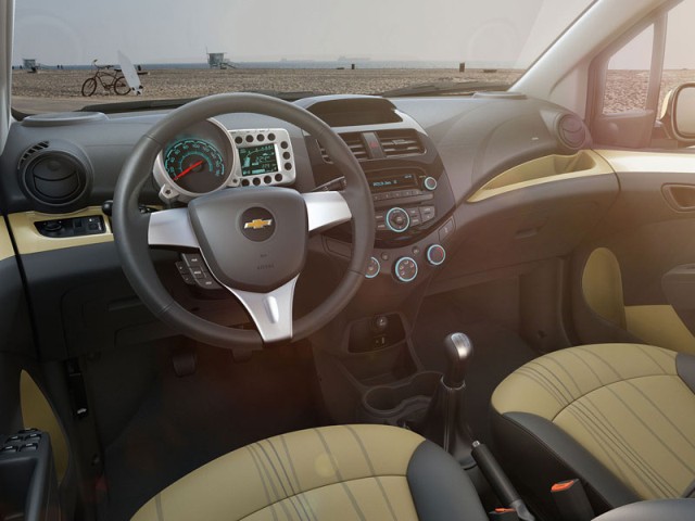 Chevrolet spark 2013 interior