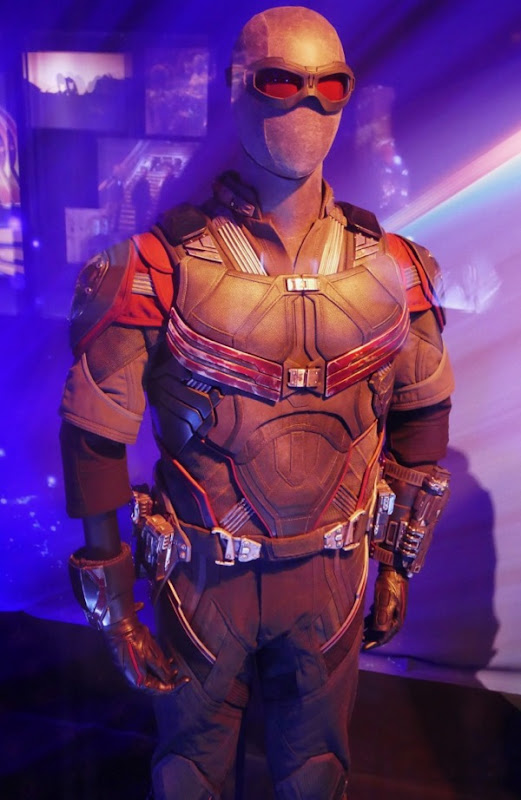 Falcon costume Avengers Infinity War