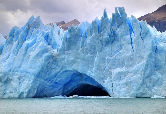 perito_moreno_glacier_00