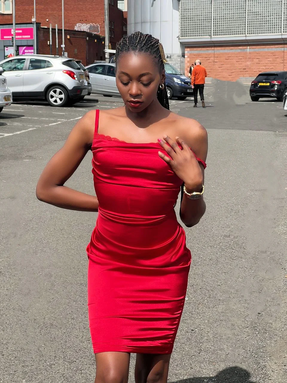 How to score in a red dress