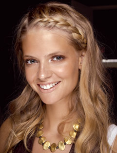 Cute Summer Hairstyles on This Is Great For Days T The Beach  Or Going To The Gym When We Start