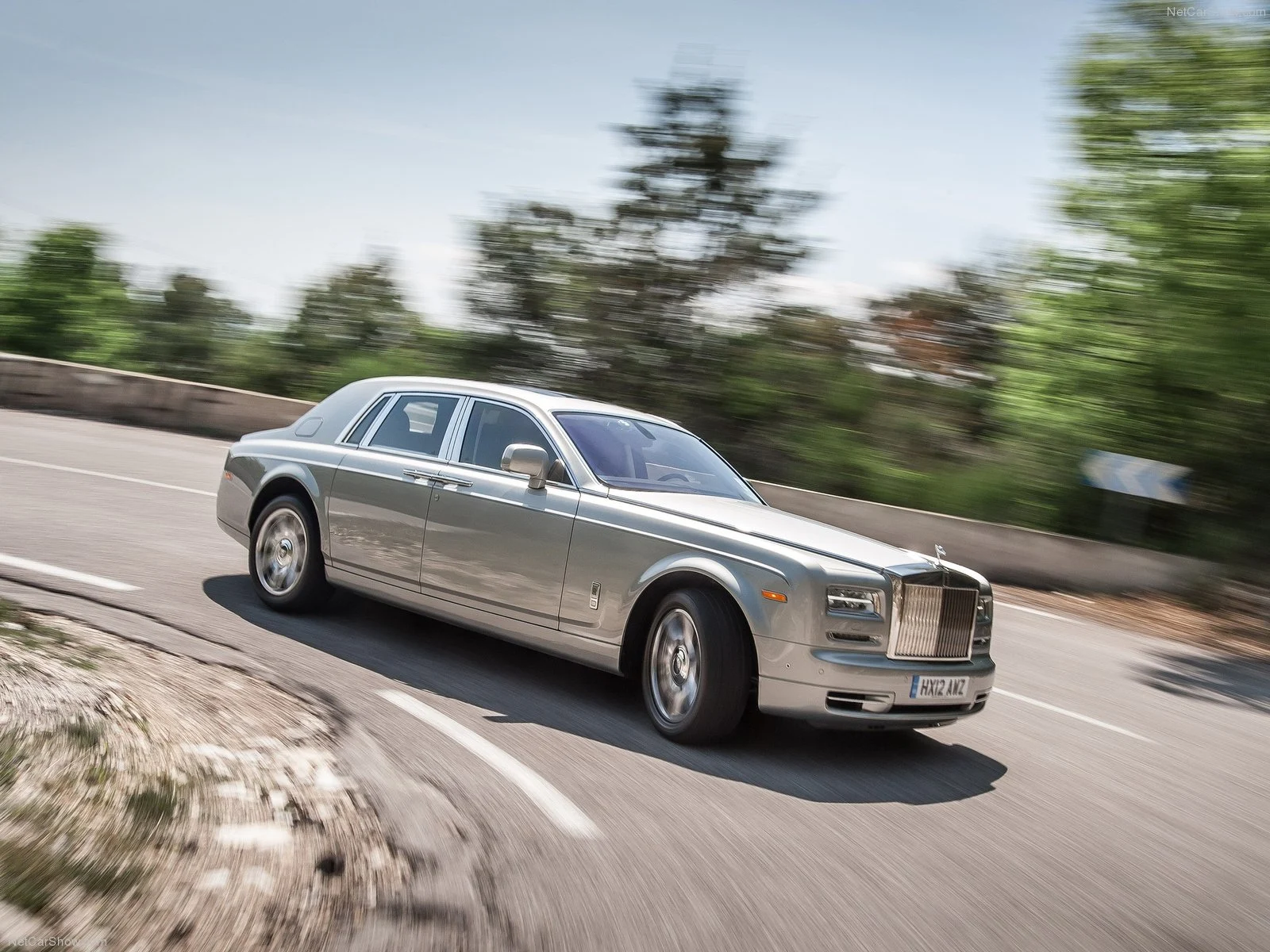 Hình ảnh xe siêu sang Rolls-Royce Phantom 2013 & nội ngoại thất