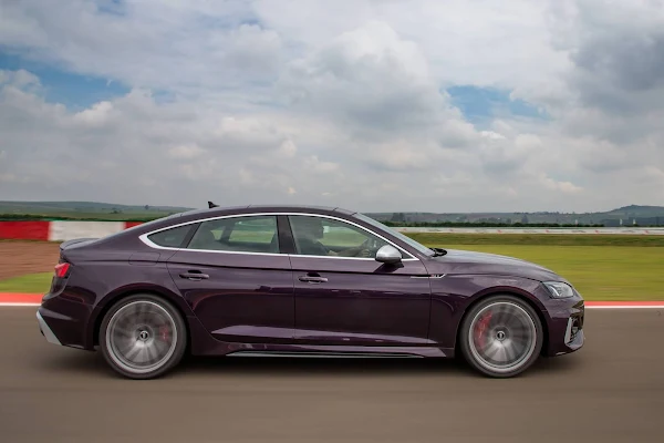 Audi RS4 Avant 2021 Brasil - preço