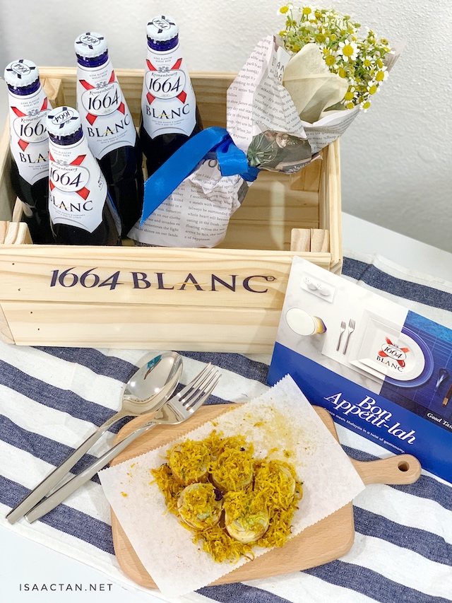 Dine with 1664 Blanc