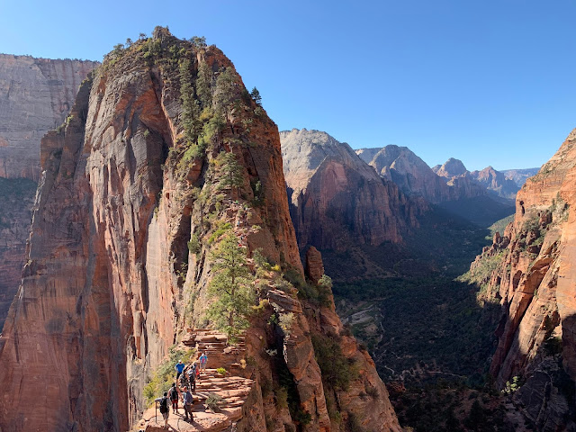 Angel's landing hike,trekking in Utah,trekking in america,toughest trek,best trek