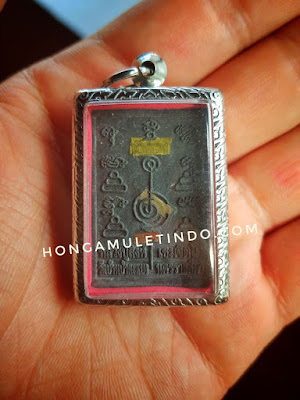 thai amulet hongamuletindo from lp sing for wealth and metta mahaniyom