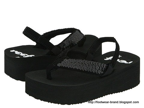 Footwear-brand:brand-181360