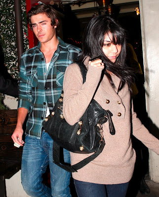 vanessa hudgens and zac efron 2010. Zac Efron gets in some