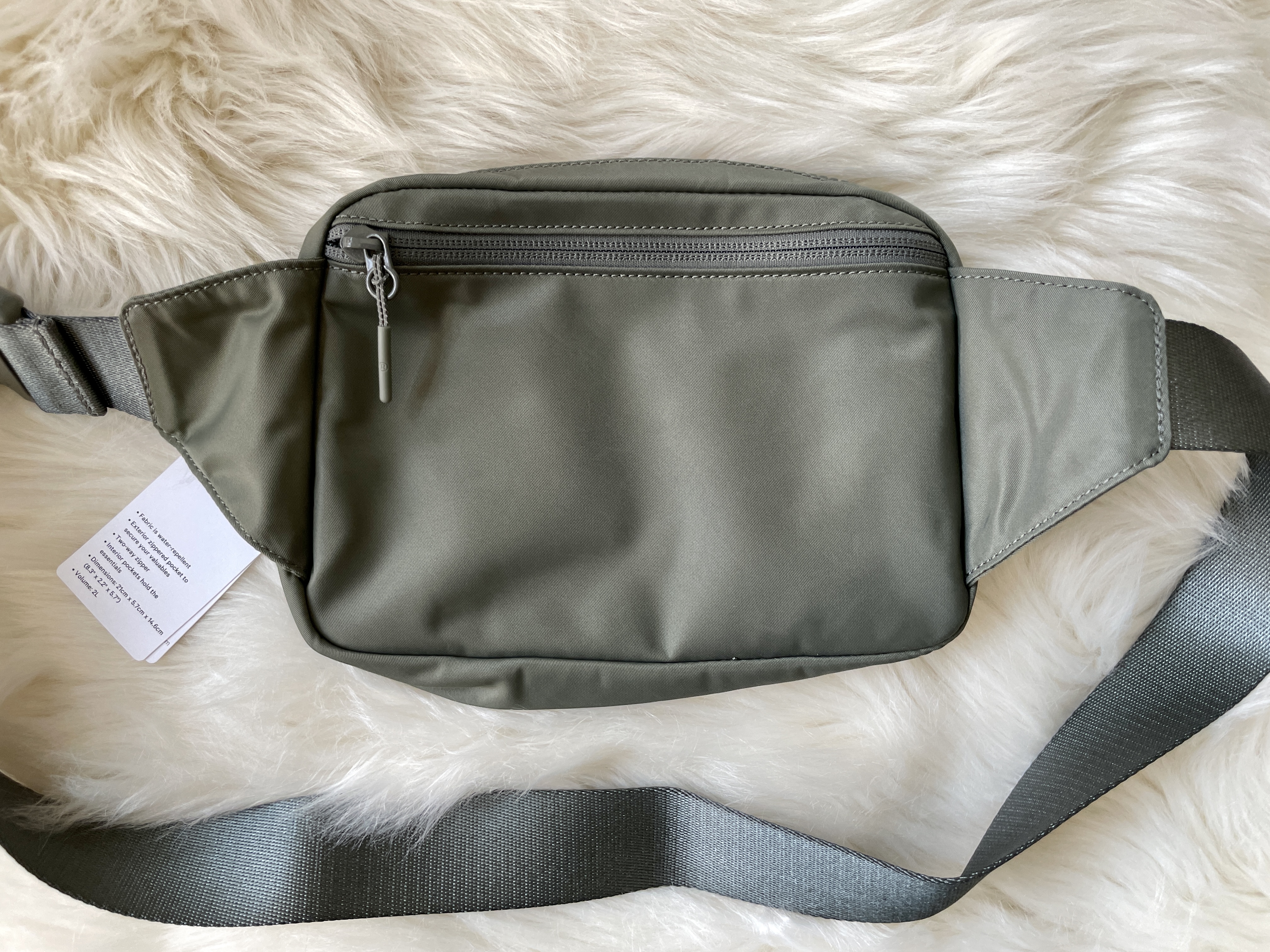 Got this for running and its the perfect size! #lululemonbeltbag #mini, lululemon belt bag