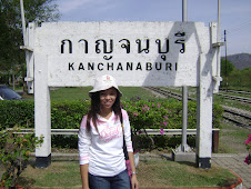 ครูภาษาไทย นางสาว แสงเทียน รับศิริเจริญ