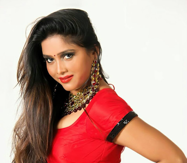 Bhojpuri Beautiful Actress Pic, Charming Bhojpuri actress photo