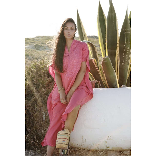 Spring is just around the corner🌸. Best Lounge Kaftans for Spring!