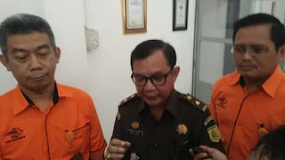 Pertama Di Jabar, Kejaksaan  Negeri Kota Cirebon Bekerja Sama Dengan PT.Pos  Dalam Peningkatan Pelayanan Kepada Masyarakat.