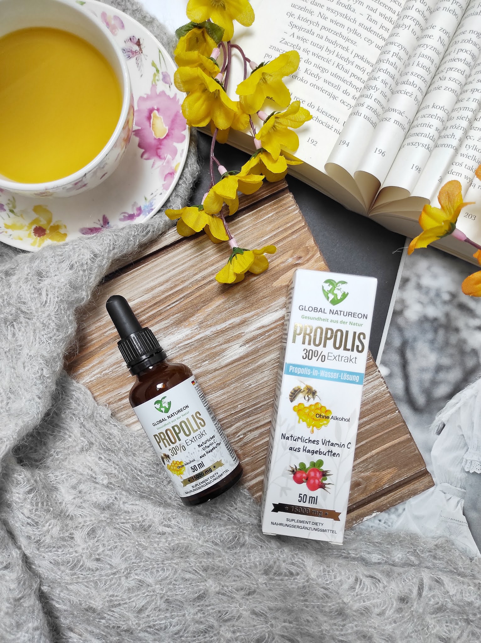 Propolis 30 % na bazie wody z dziką różą Extra Global Natureon