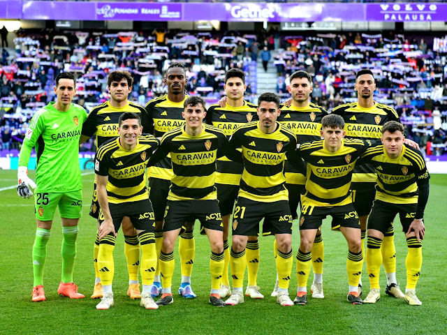 📸REAL ZARAGOZA 📆9 marzo 2024 ⬆️Edgar Badía, Iván Azón, Jair Amador, Jaume Grau, Lluis López, Maikel Mesa. ⬇️Fran Gámez, Alejandro Francés, Toni Moya, Lucas Terrer, Germán Valera. REAL VALLADOLID C. F. 2 🆚 REAL ZARAGOZA 0 Sábado 09/03/2024, 18:30 horas. Campeonato de Liga de 2ª División, jornada 30. Valladolid, estadio Municipal José Zorrilla: 15.787 espectadores. GOLES: ⚽1-0: 44’, Amath Ndiaye. ⚽2-0: 89’, Amath Ndiaye.