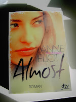 https://bienesbuecher.blogspot.de/2016/05/rezension-almost.html