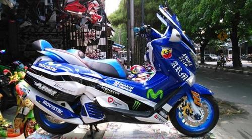 Modifikasi Motor NMax Moto GP