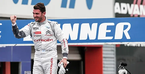 WTCC: Pechito López se consagró bicampeón del Campeonato Mundial de Turismo